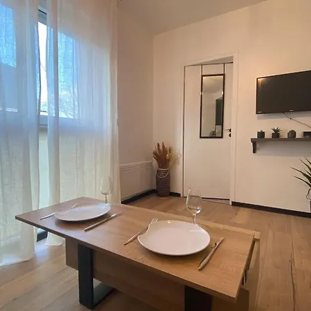 Clos Pasteur Modern For 4 People *