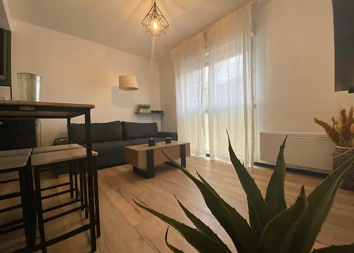 Clos Pasteur Modern For 4 People * Poitiers