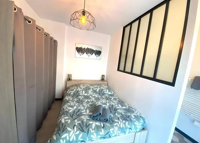 Clos Pasteur Modern For 4 People * Poitiers